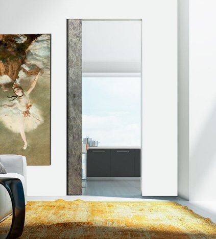 Versione in pietra, con lastre extra sottili. 