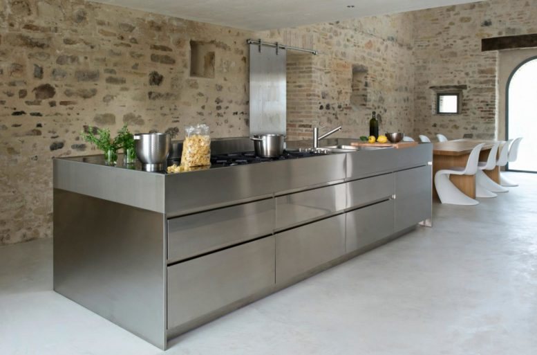 Piano in acciaio inox con anta Elegant inox, cottura e lavello professionali