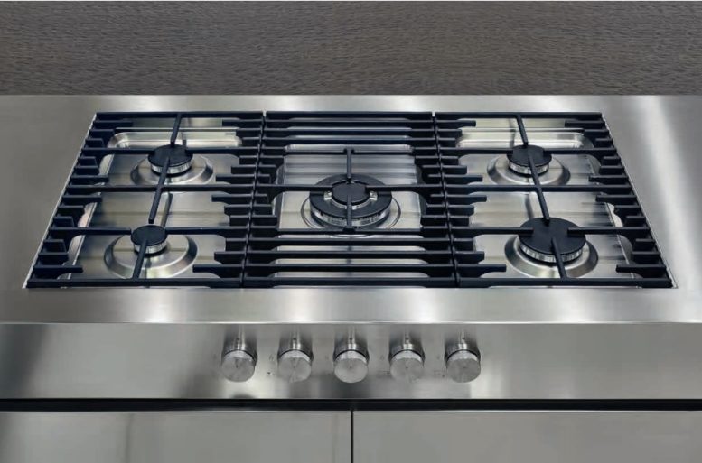 Piano cottura  integrato nel piano cucina