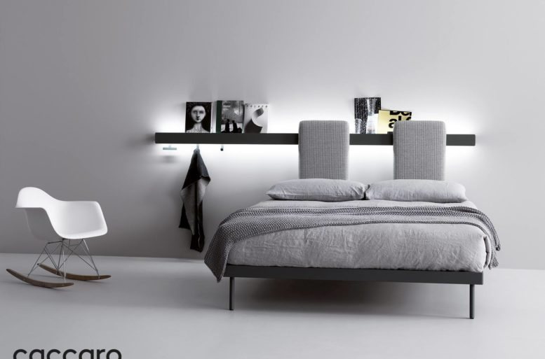 Letto con attrezzatura